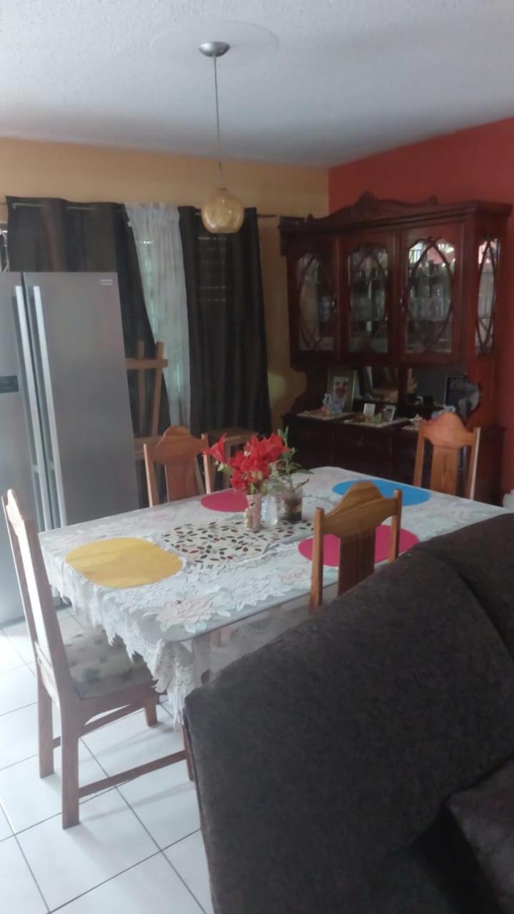 Griffiths Guest House White Hill Esterno foto